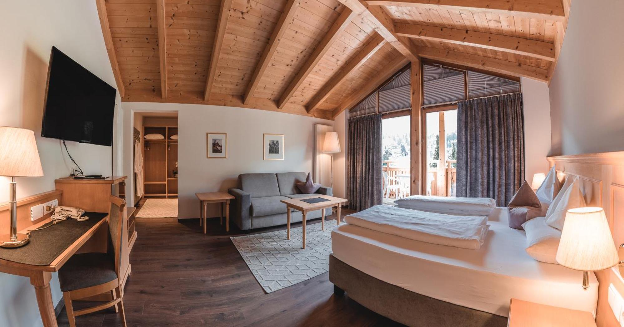 Hotel Reischach Brunico Luaran gambar