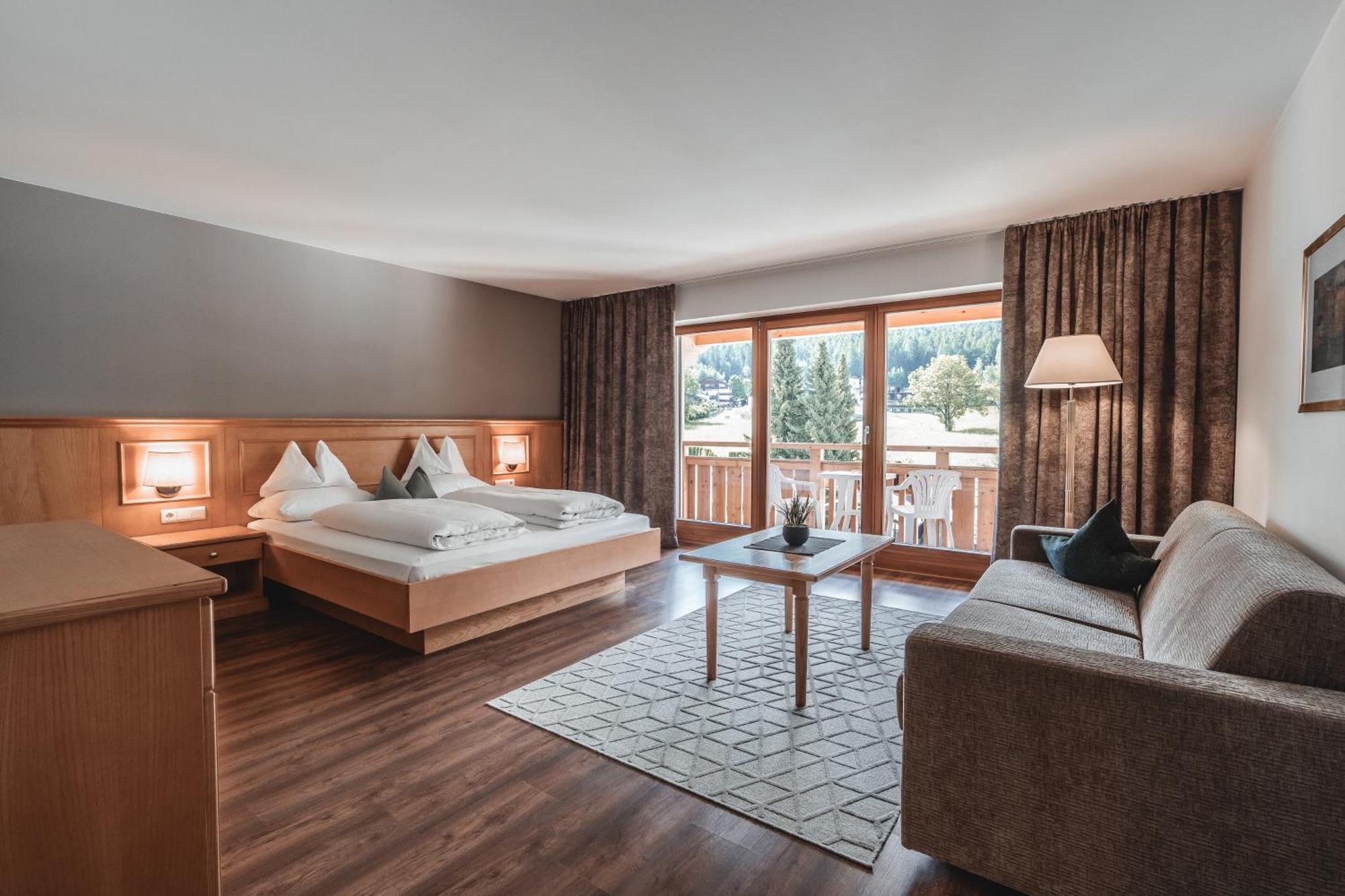 Hotel Reischach Brunico Luaran gambar