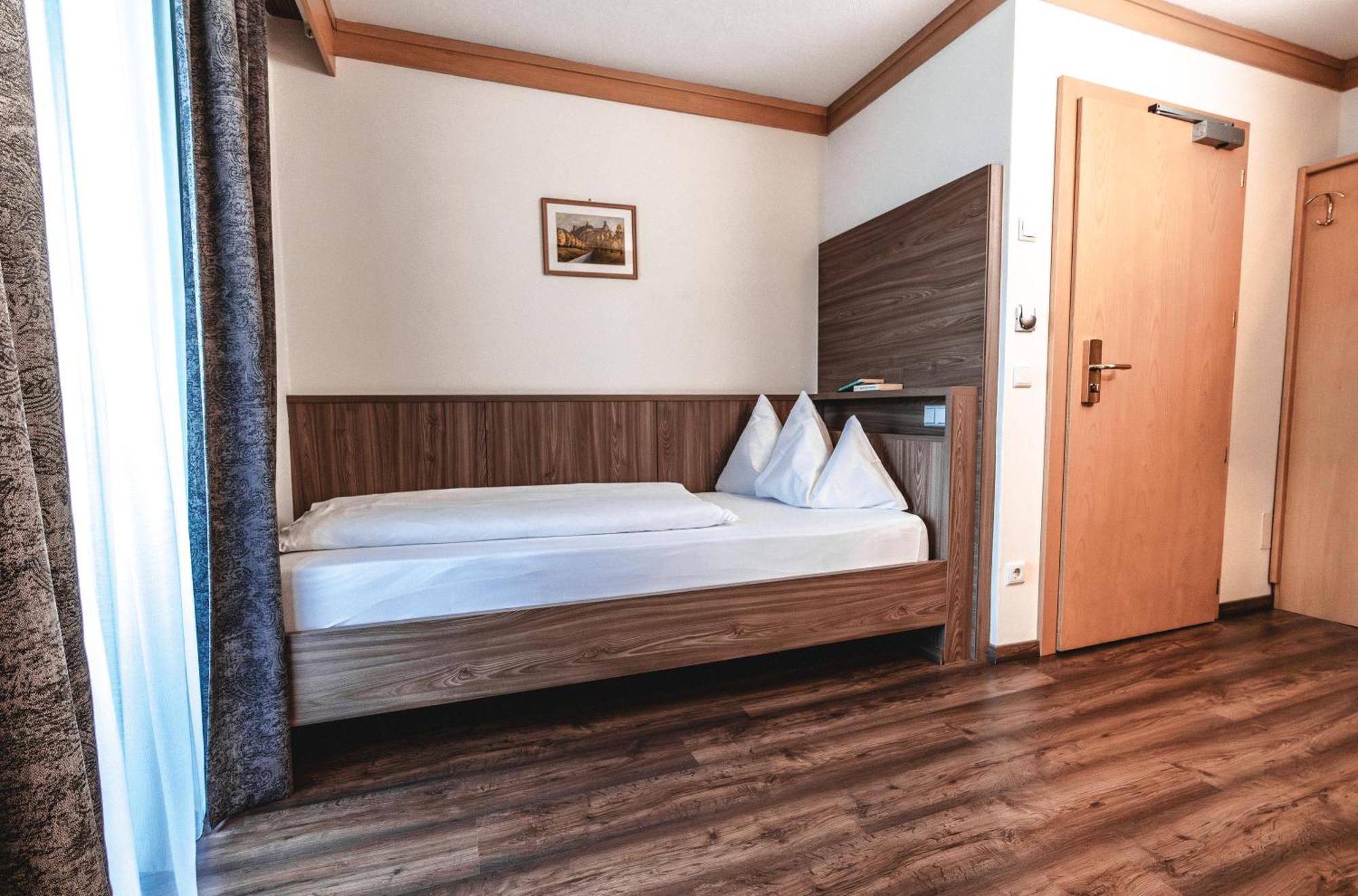 Hotel Reischach Brunico Luaran gambar