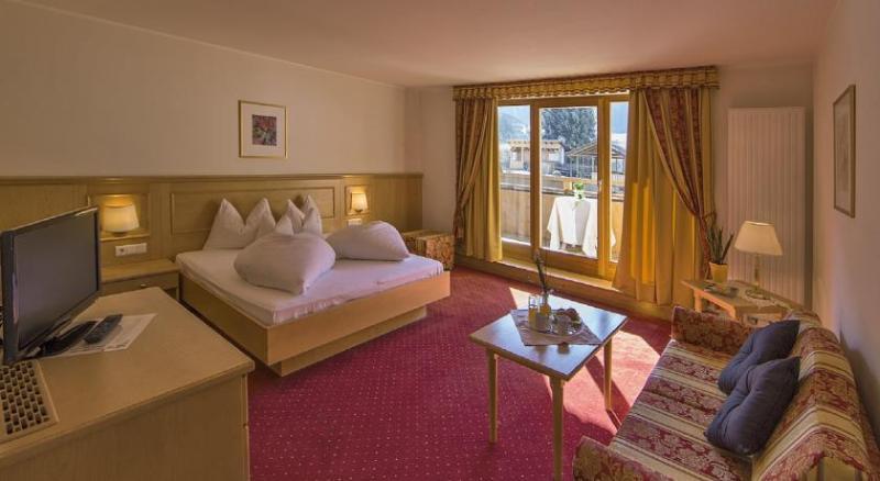 Hotel Reischach Brunico Luaran gambar